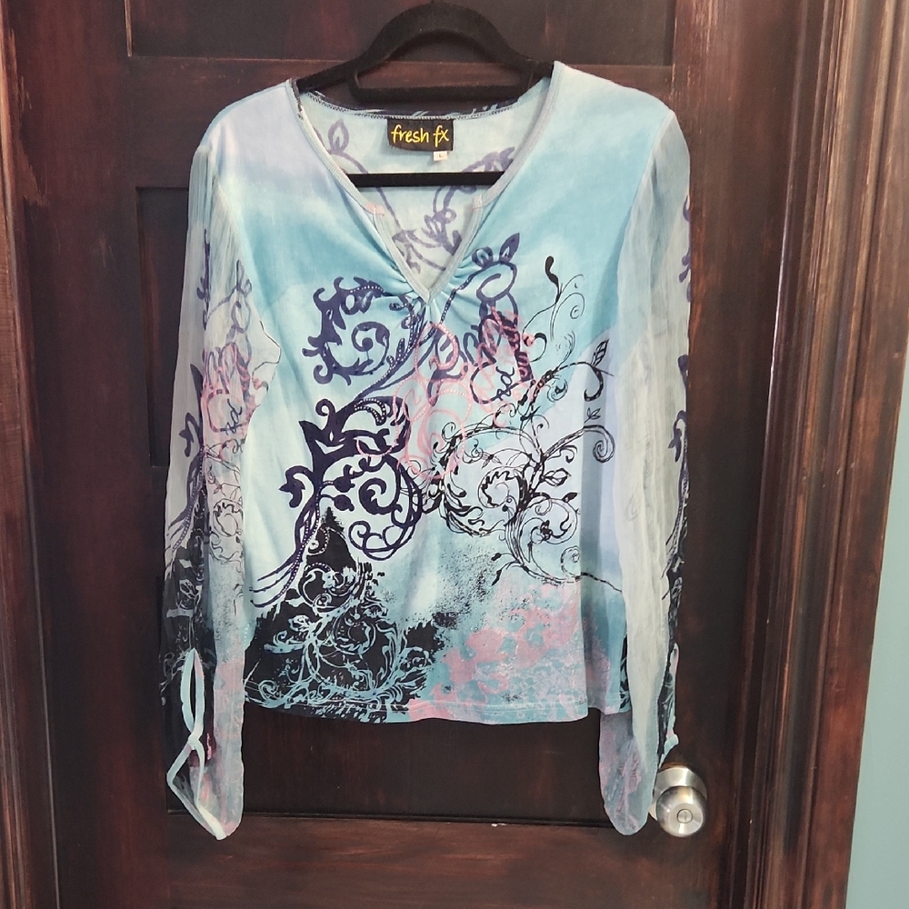 Fresh Women's Artistic Blue and Pink Dressy T-Shirt